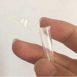 Tube d'essai transparent en plastique avec couvercle 0,5 ml